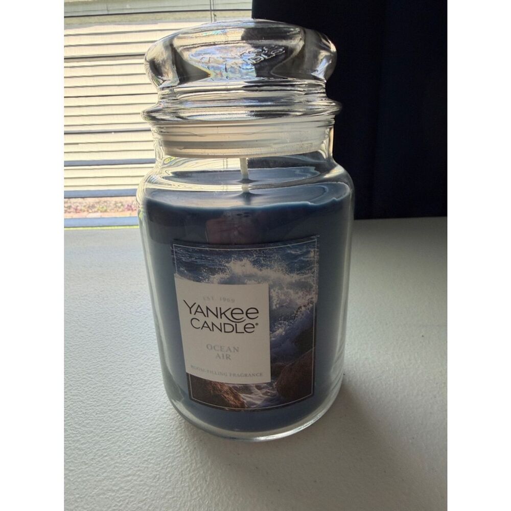 Yankee Candle Blue Scented Jar Candle